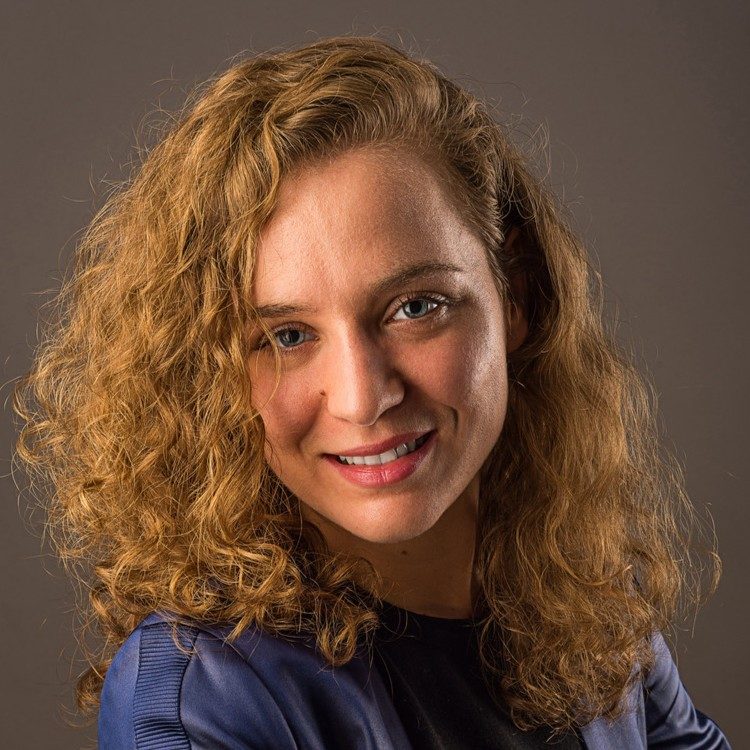 Zlata Bonev Chargée de communication